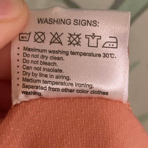 Coral mini skater skirt - Picture 4 of 4